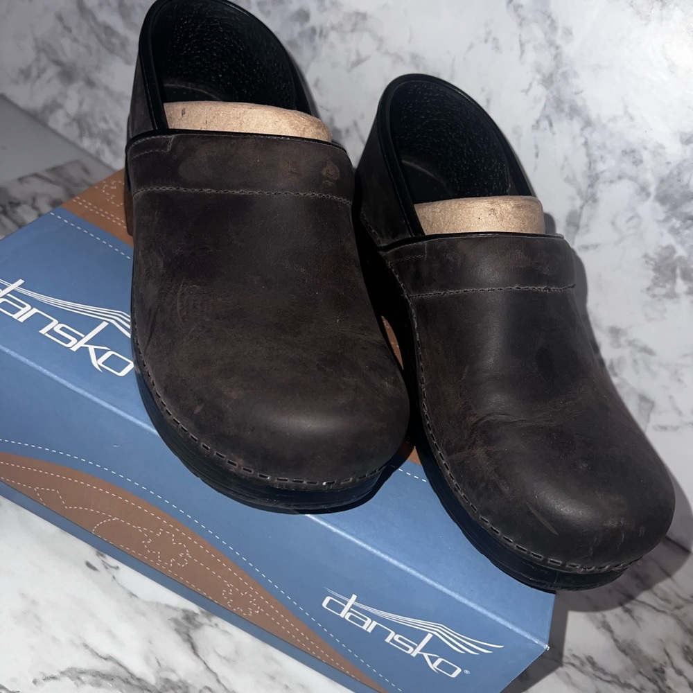 DANSKO CLOGS